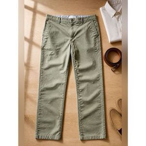 Amazon Essentials Men's Olive Khakis 42x32